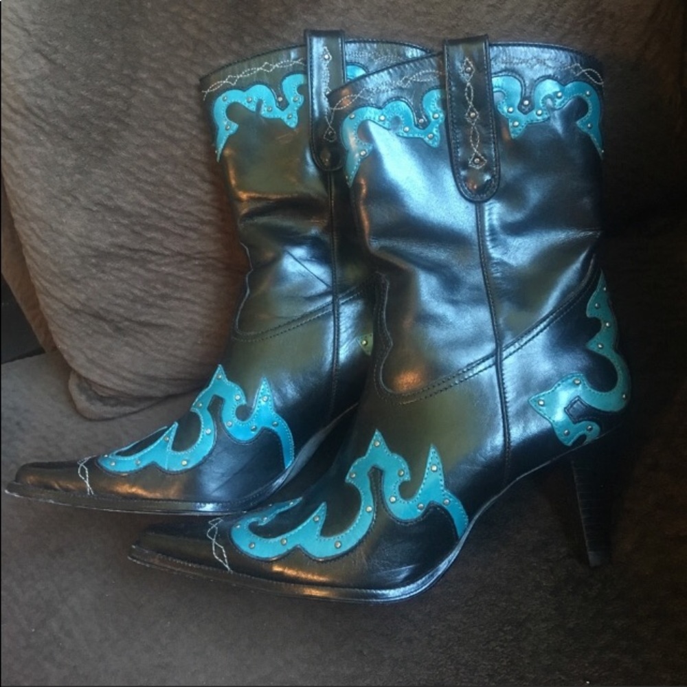 COPY - Antonio Melani Boots sz 7.5